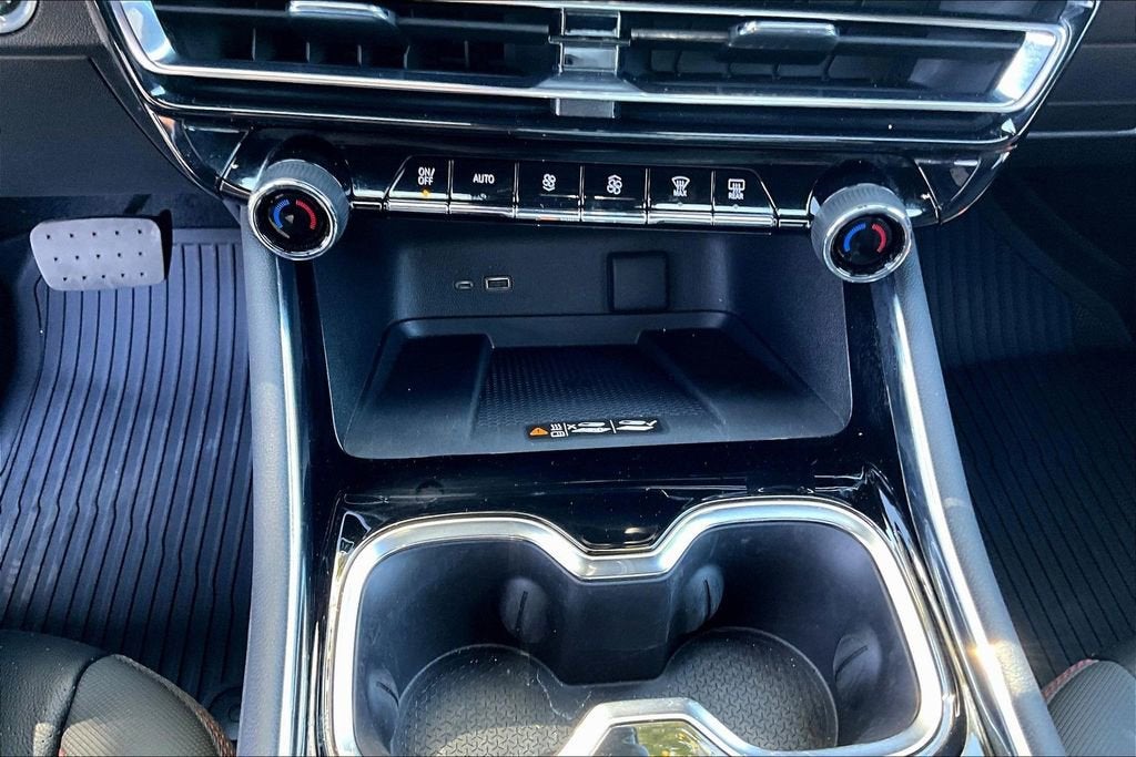 2025 Chevrolet Traverse RS