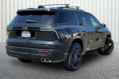 2025 Chevrolet Traverse RS