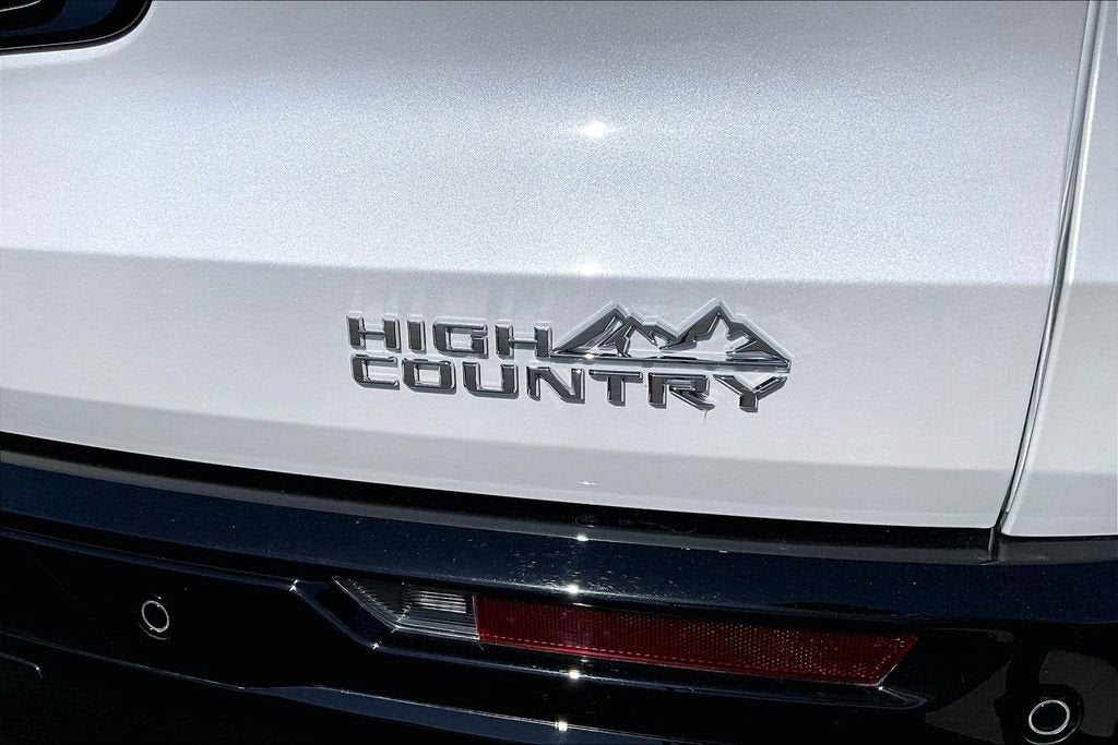 2025 Chevrolet Traverse High Country