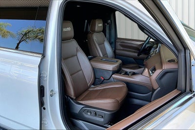 2023 Chevrolet Suburban High Country