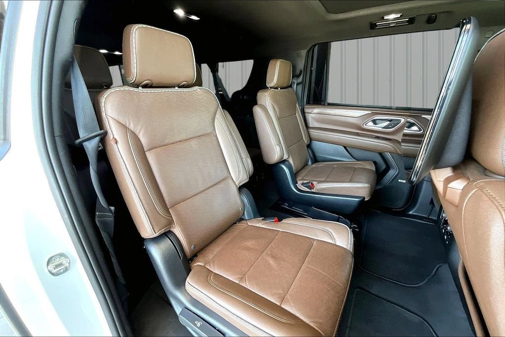 2023 Chevrolet Suburban High Country