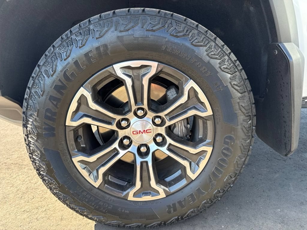 2025 GMC Canyon AT4