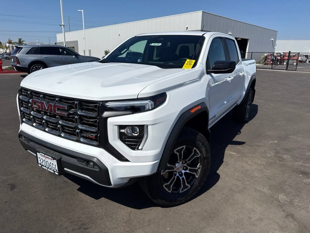 2025 GMC Canyon AT4