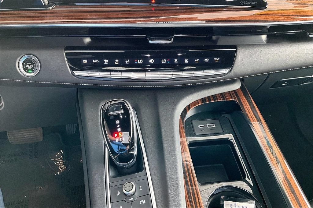 2022 Cadillac Escalade Luxury