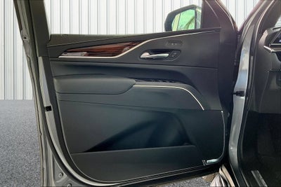 2022 Cadillac Escalade Luxury