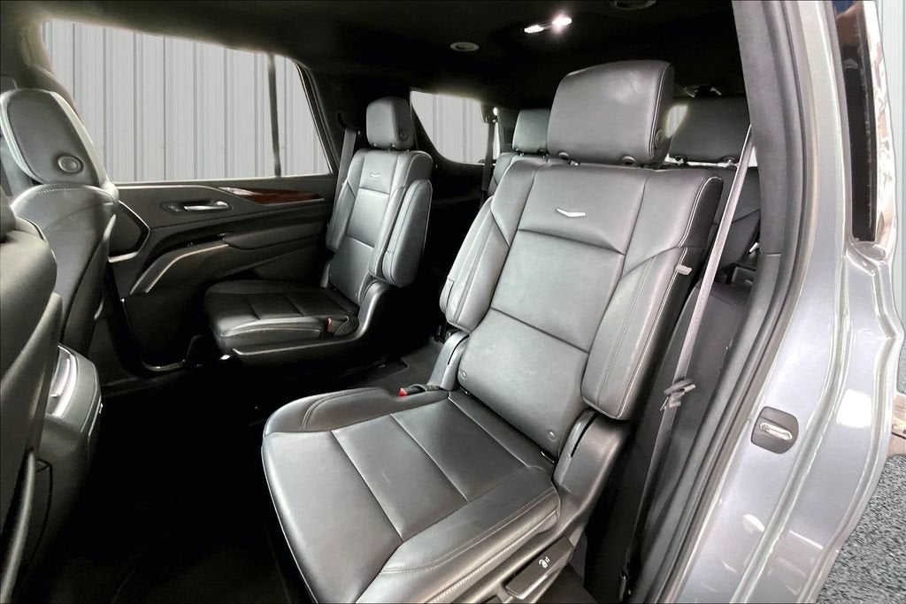 2022 Cadillac Escalade Luxury
