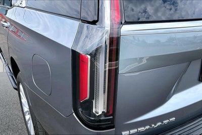 2022 Cadillac Escalade Luxury