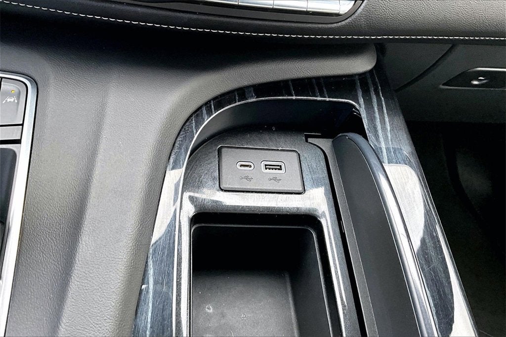 2022 Cadillac Escalade Sport