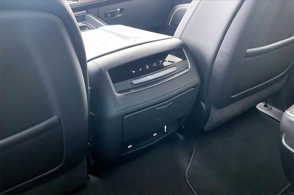 2022 Cadillac Escalade Sport