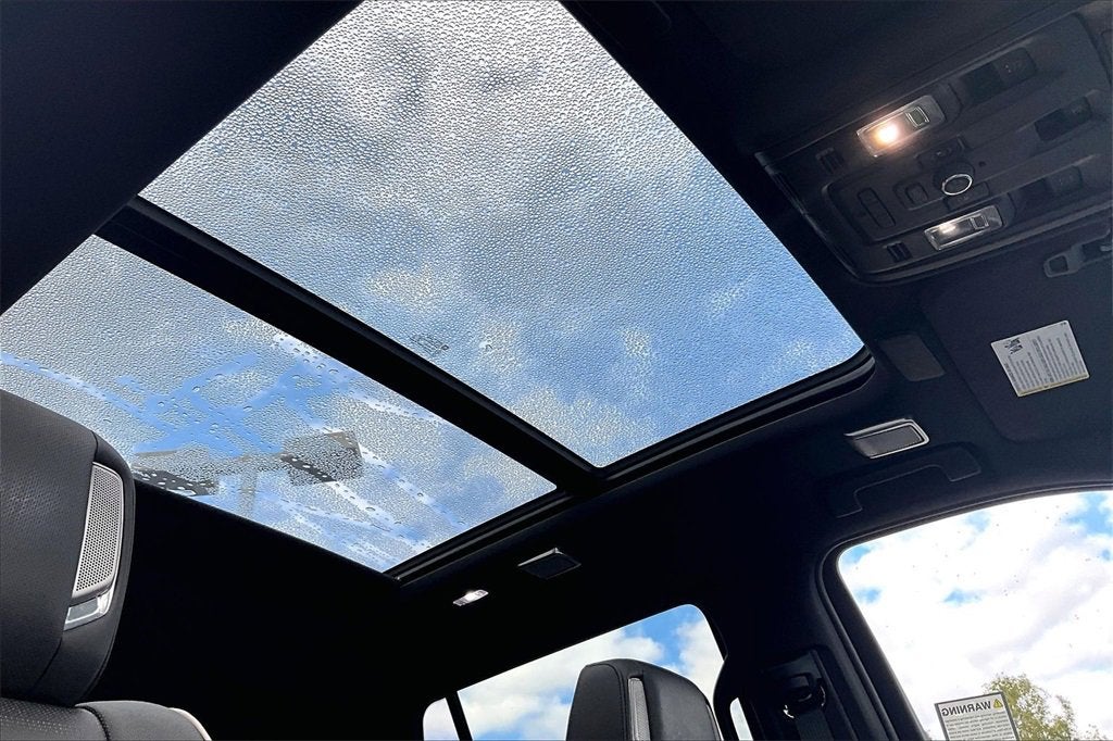 2022 Cadillac Escalade Sport