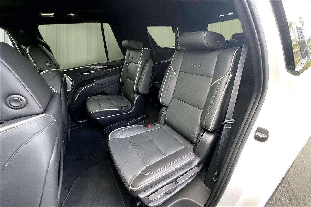 2022 Cadillac Escalade Sport