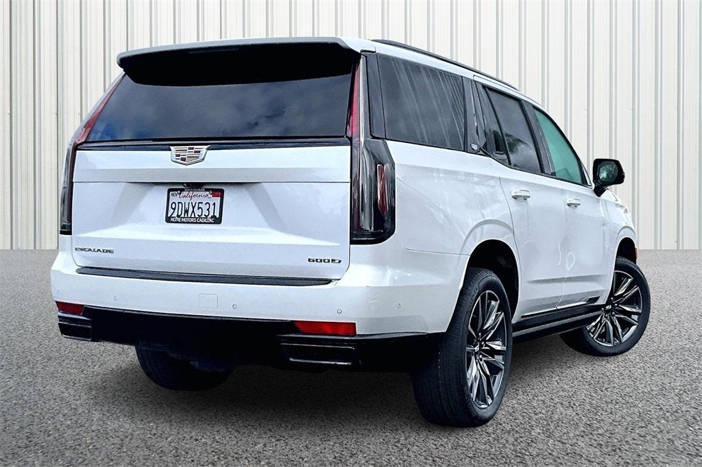 2022 Cadillac Escalade Sport