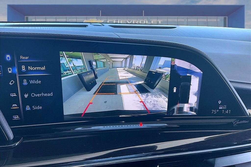 2023 Cadillac Escalade 4WD Sport Platinum