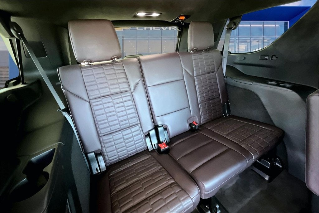 2023 Cadillac Escalade 4WD Sport Platinum
