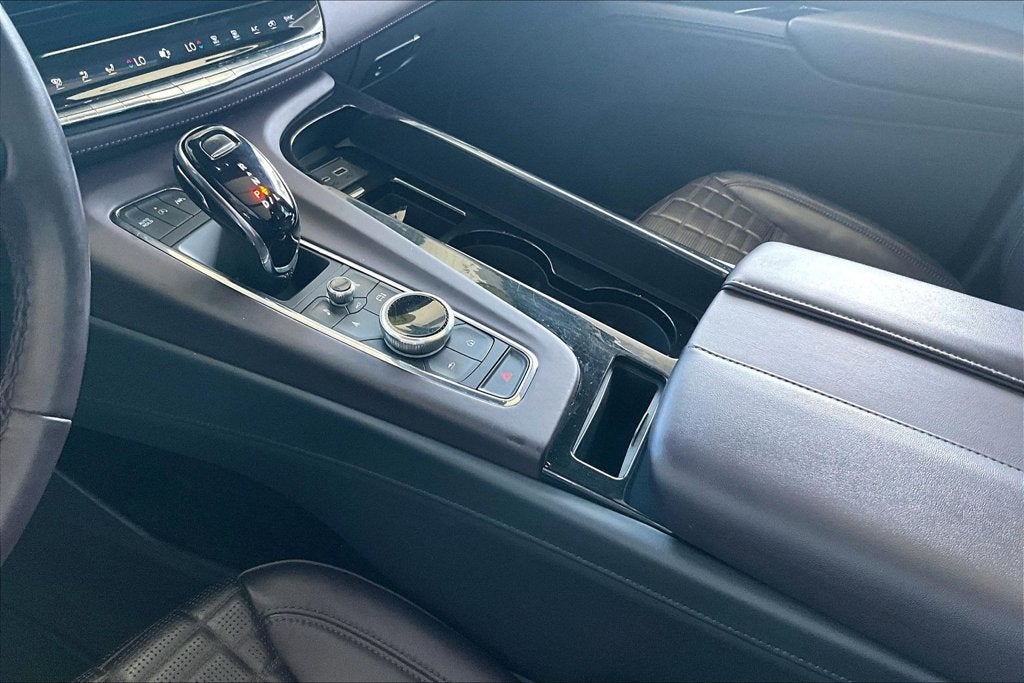 2023 Cadillac Escalade 4WD Sport Platinum