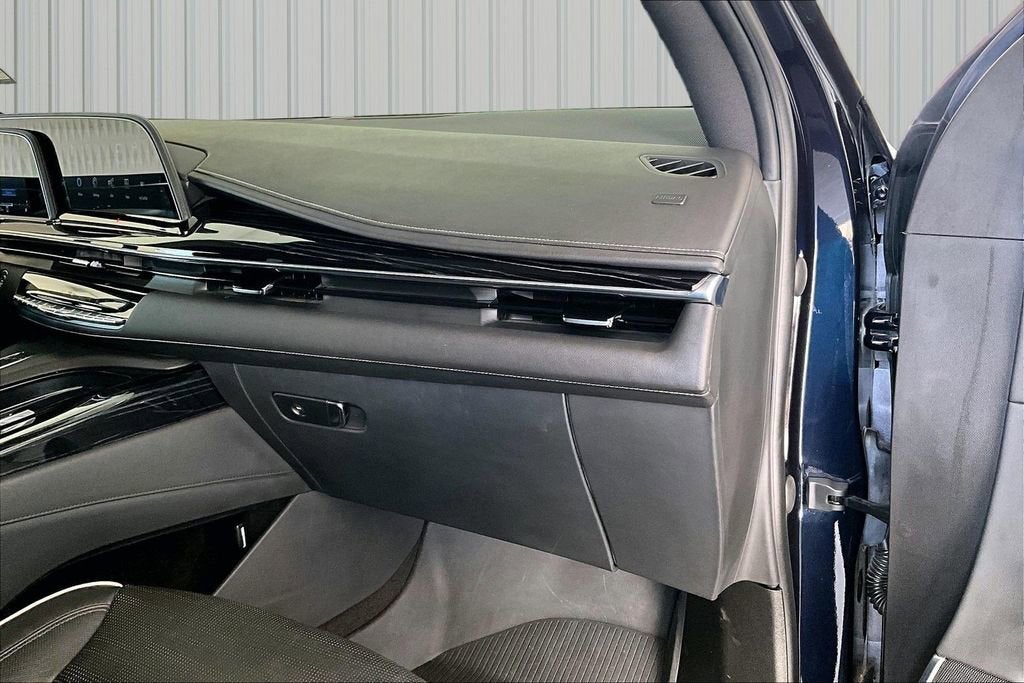2023 Cadillac Escalade ESV Sport