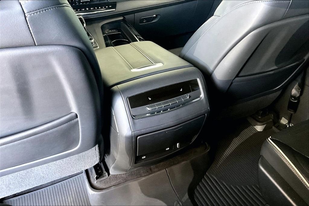 2023 Cadillac Escalade ESV Sport