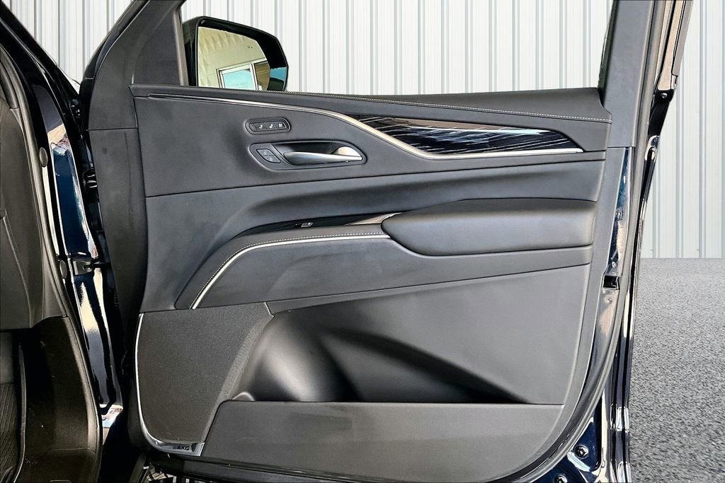 2023 Cadillac Escalade ESV Sport