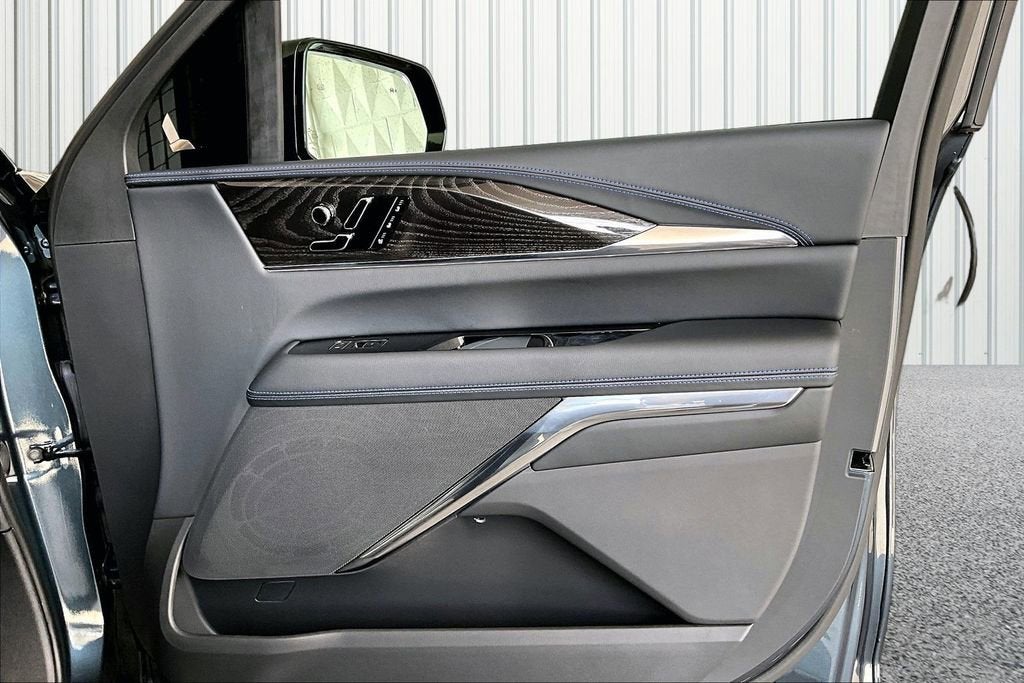 2026 Cadillac ESCALADE IQ Sport