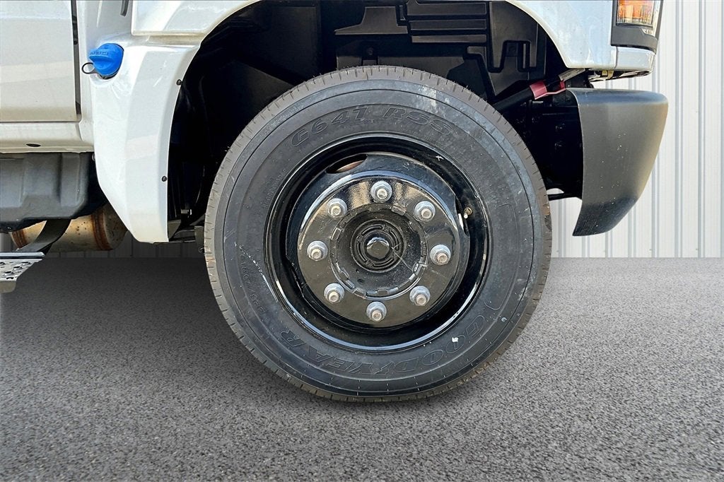 2023 Chevrolet Silverado 5500 HD Work Truck