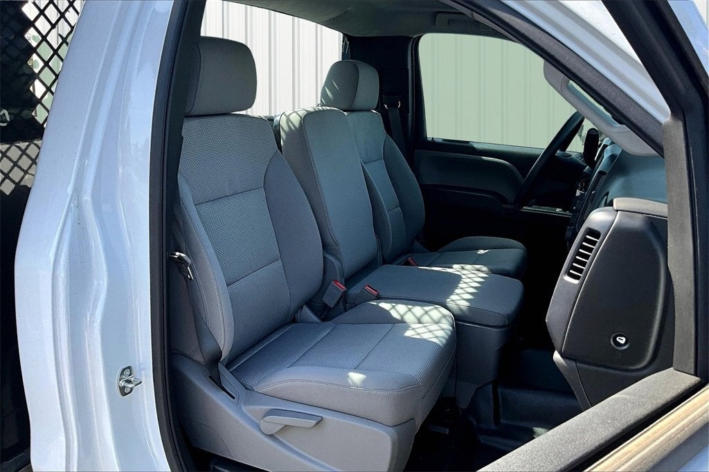 2023 Chevrolet Silverado 5500 HD Work Truck