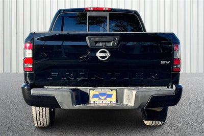 2022 Nissan Frontier SV