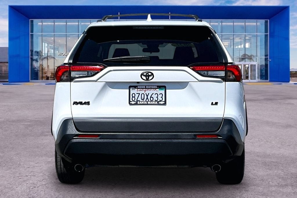 2021 Toyota RAV4 LE