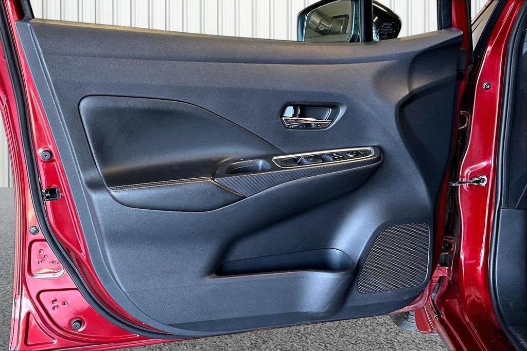 2020 Nissan Versa SR