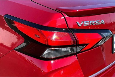 2020 Nissan Versa SR