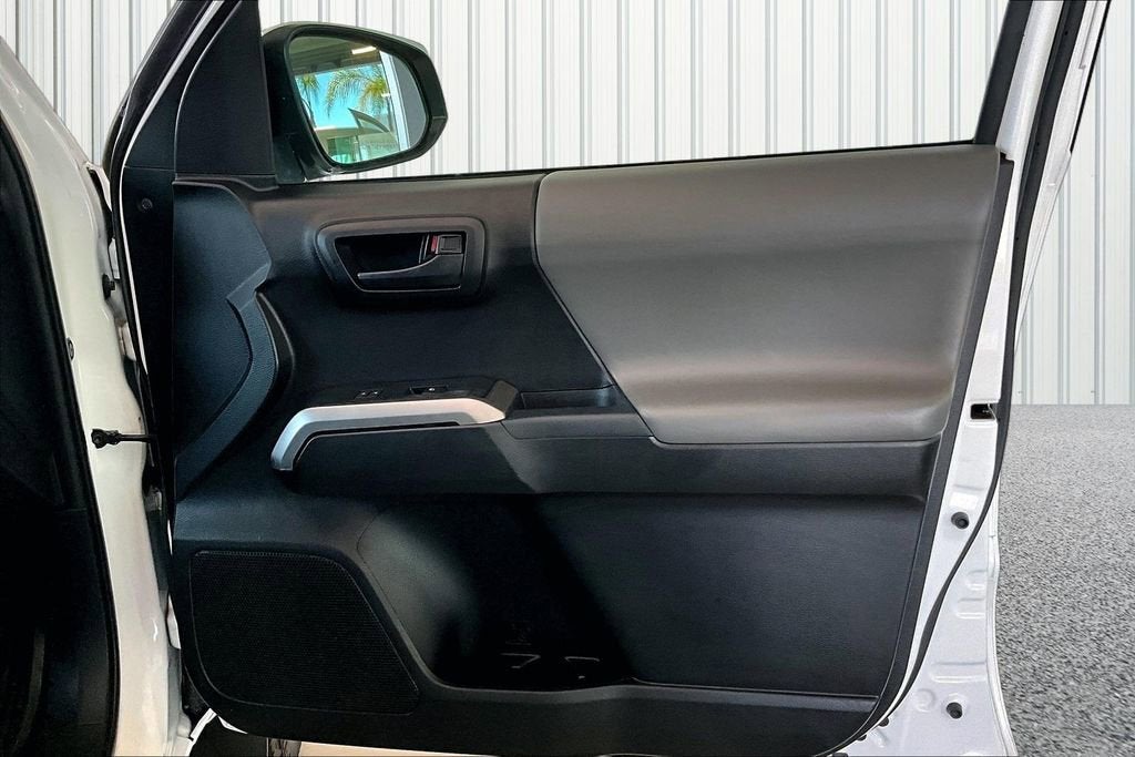 2017 Toyota Tacoma SR5