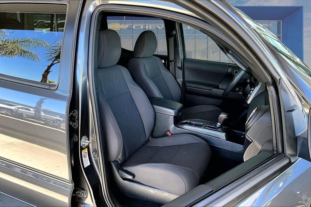 2018 Toyota Tacoma SR