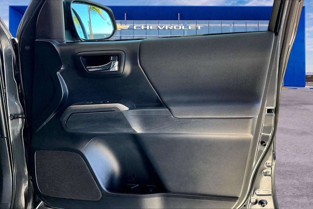 2018 Toyota Tacoma SR