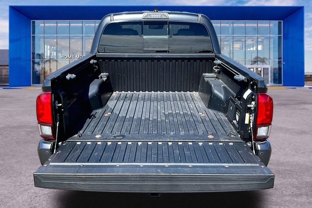2018 Toyota Tacoma SR