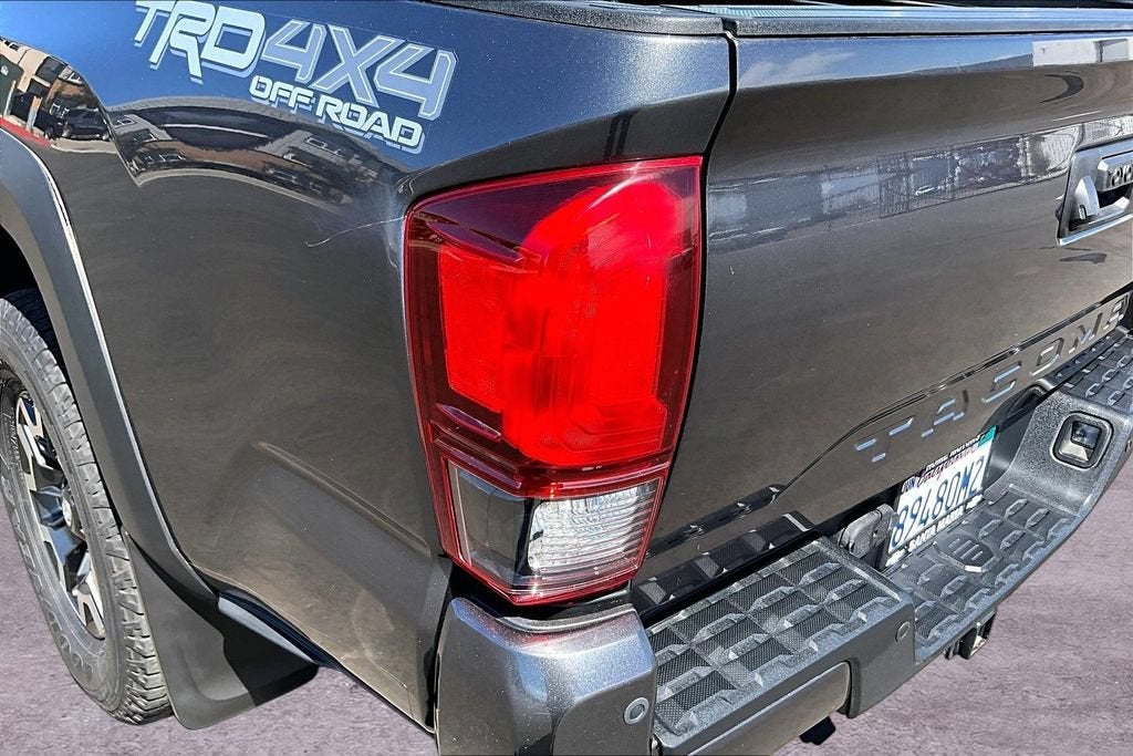2018 Toyota Tacoma SR