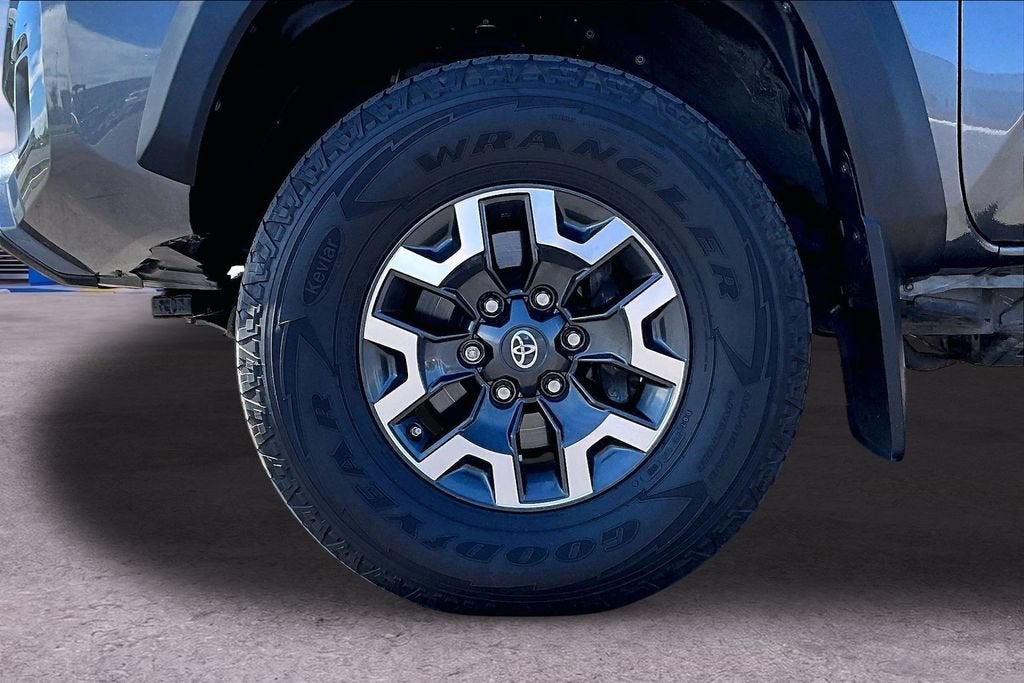 2018 Toyota Tacoma SR