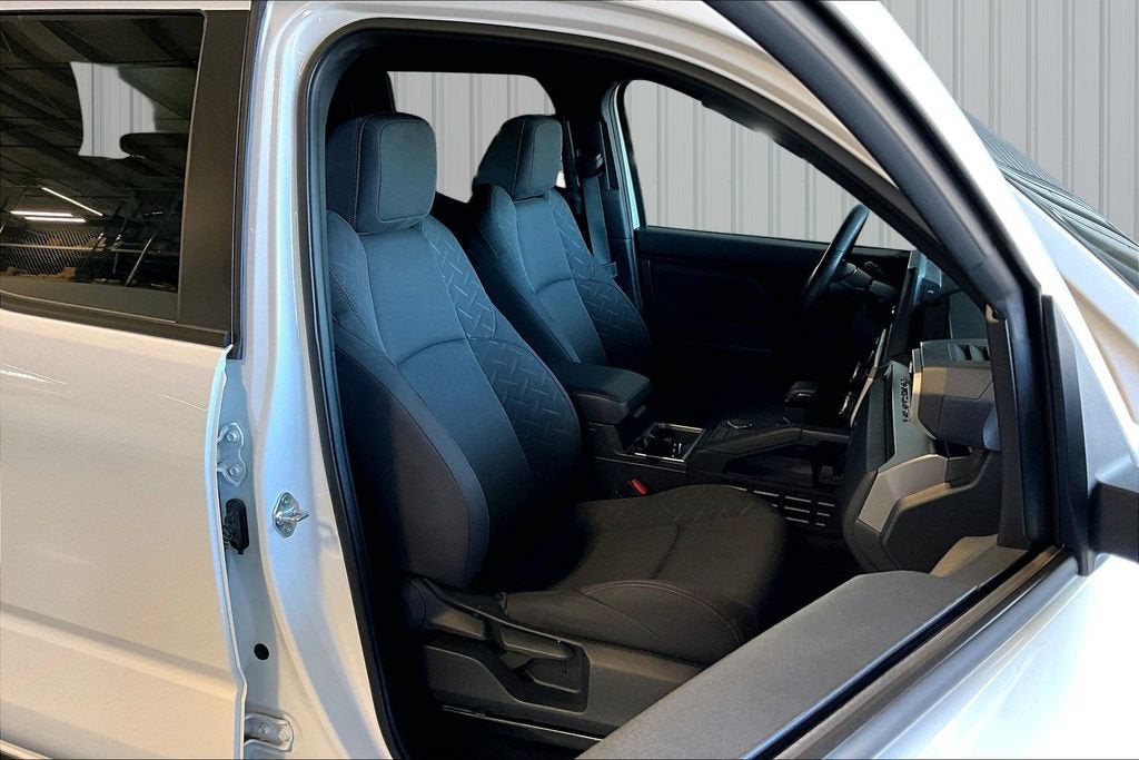 2024 Toyota Tacoma 2WD SR5