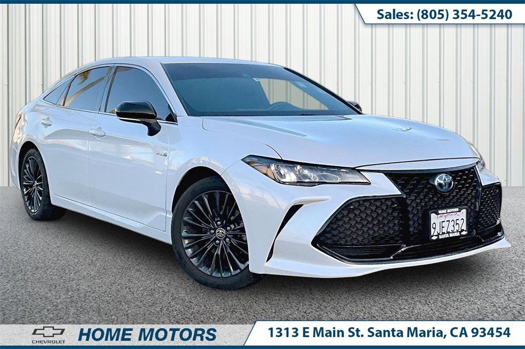 2021 Toyota Avalon Hybrid XSE