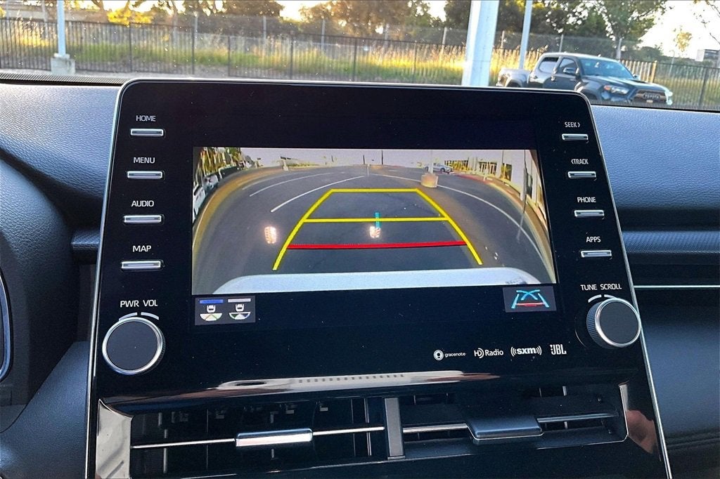 2021 Toyota Avalon Hybrid XSE