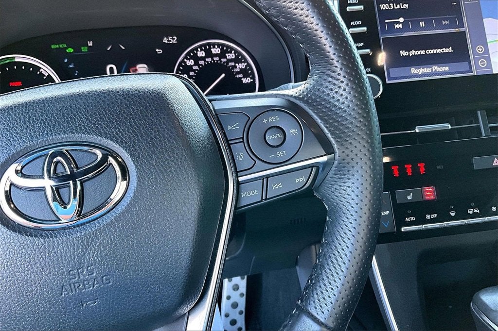 2021 Toyota Avalon Hybrid XSE