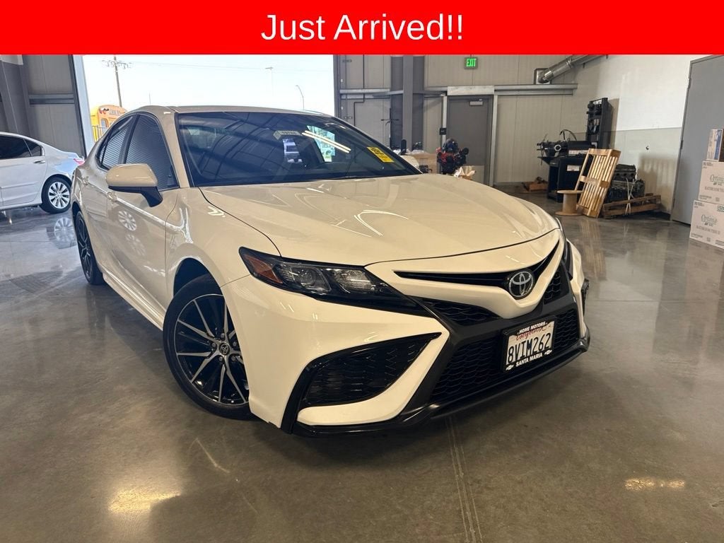 2021 Toyota Camry SE Nightshade
