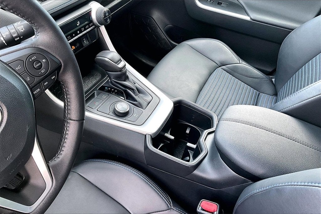 2023 Toyota RAV4 Hybrid XSE