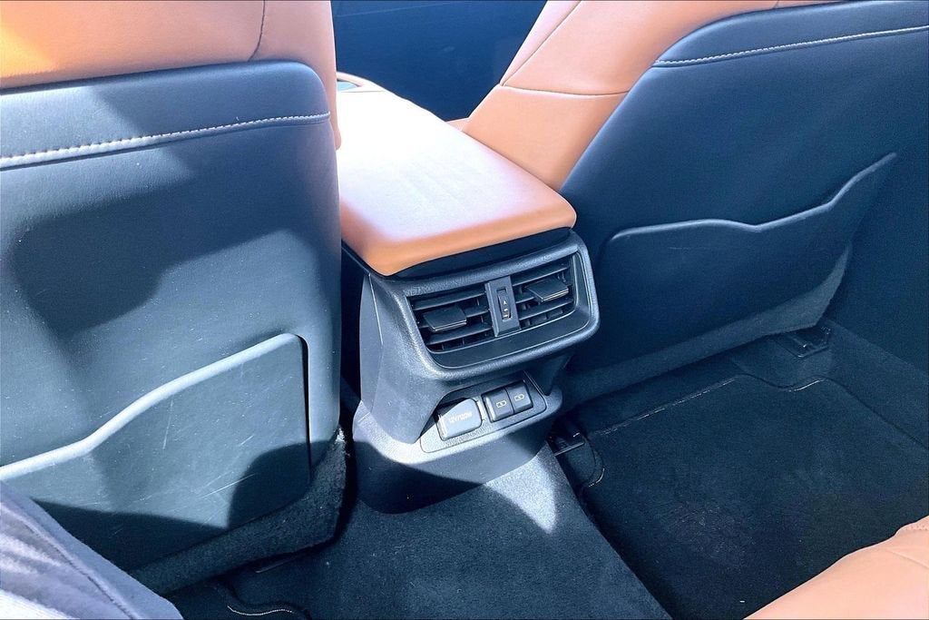 2022 Lexus ES ES 300h Luxury