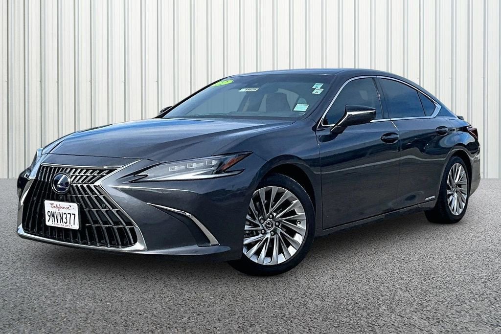 2022 Lexus ES ES 300h Luxury