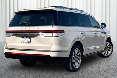 2024 Lincoln Navigator Reserve