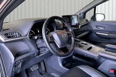 2021 Toyota Sienna XSE