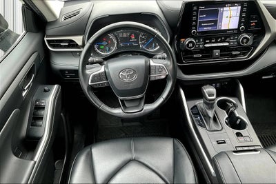 2022 Toyota Highlander Hybrid XLE