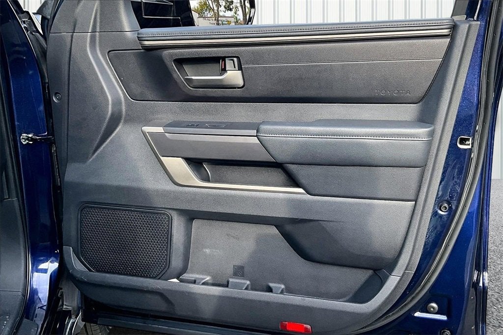 2022 Toyota Tundra 2WD SR5