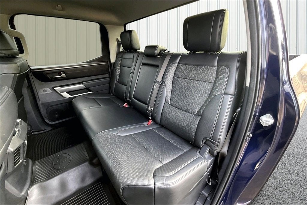 2022 Toyota Tundra 2WD SR5