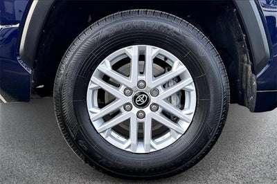 2022 Toyota Tundra 2WD SR5