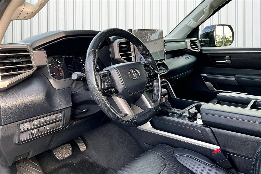 2022 Toyota Tundra 2WD SR5